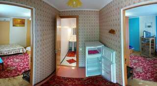 Гостиница Guest House Bora Анапа Стандартный трехместный номер-1