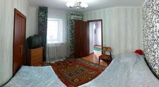 Гостиница Guest House Bora Анапа Бюджетный двухместный номер с 2 отдельными кроватями-1